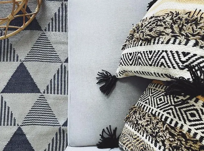 Martalia Namar Centro Ρόντα